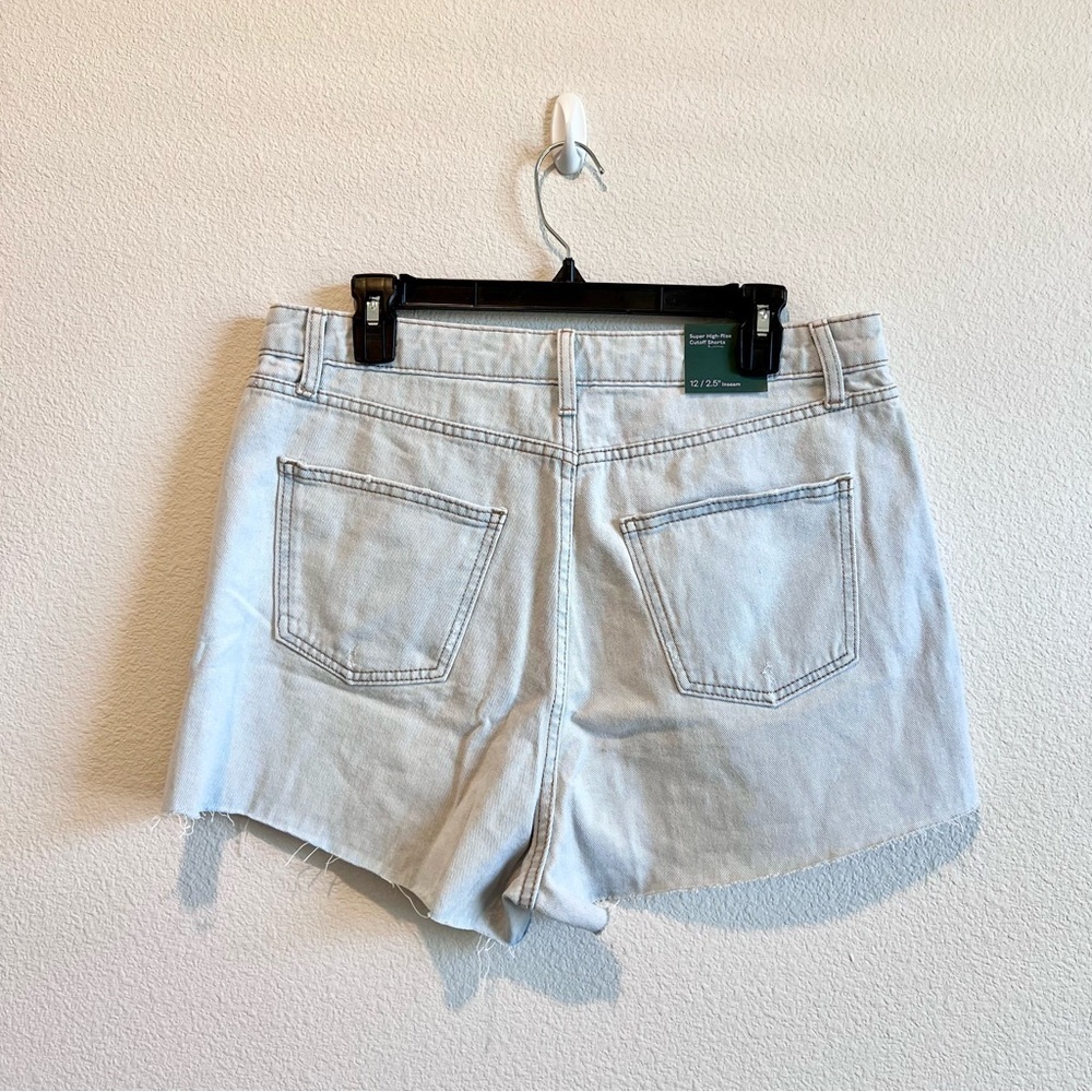 Wild Fable Button Fly Super High Rise Cut Off Light Wash Jean Shorts Sz 12 NWT - Picture 8 of 9